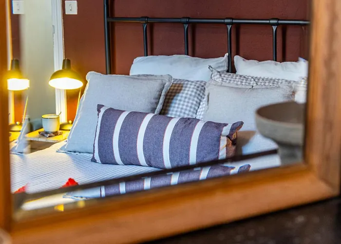 Le Darcy D'hugo Train Station 2 Minutes Away *